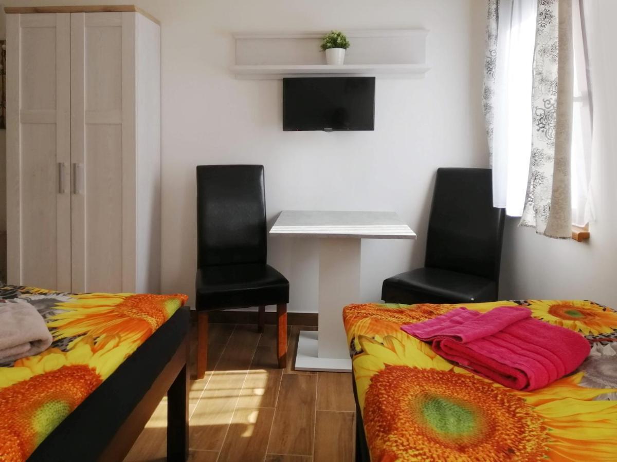 Apartmany Aranka Жатец Экстерьер фото